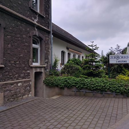 Hotel Zur-Borke Neuenrade Exterior foto